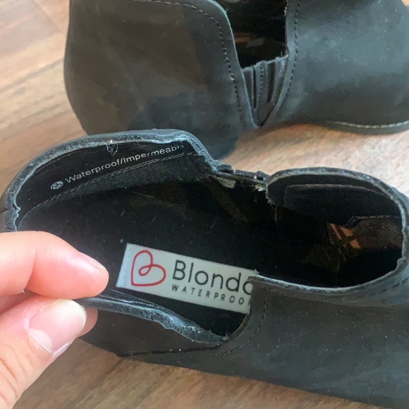 Blonde Waterproof Black Booties - Picture 2 of 4